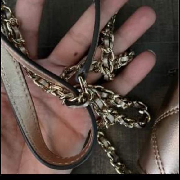 New Tory Burch ๐ crossbody/ wallet inside - Picture 3 of 11